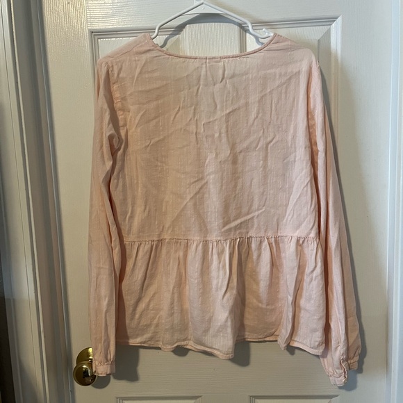 GAP Women's Peach Blouse - Picture 5 of 5
